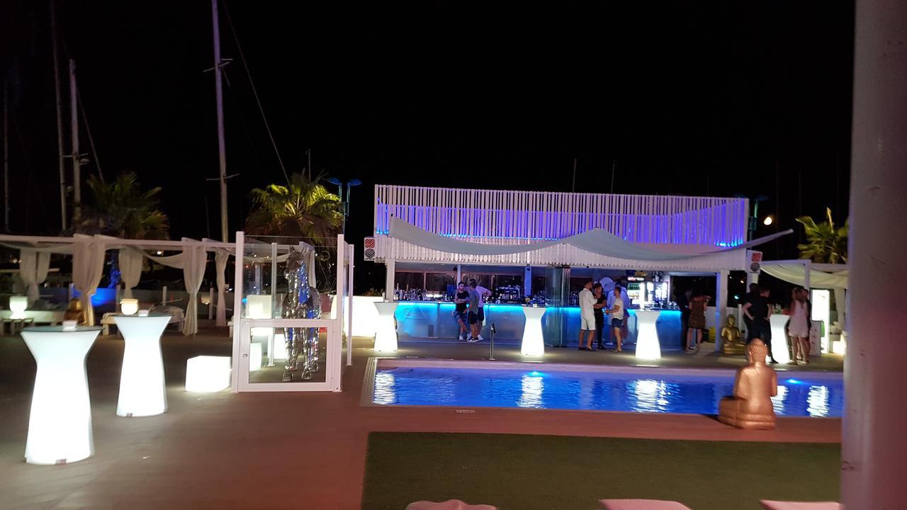 Apartamento Torrevieja Exteriér fotografie